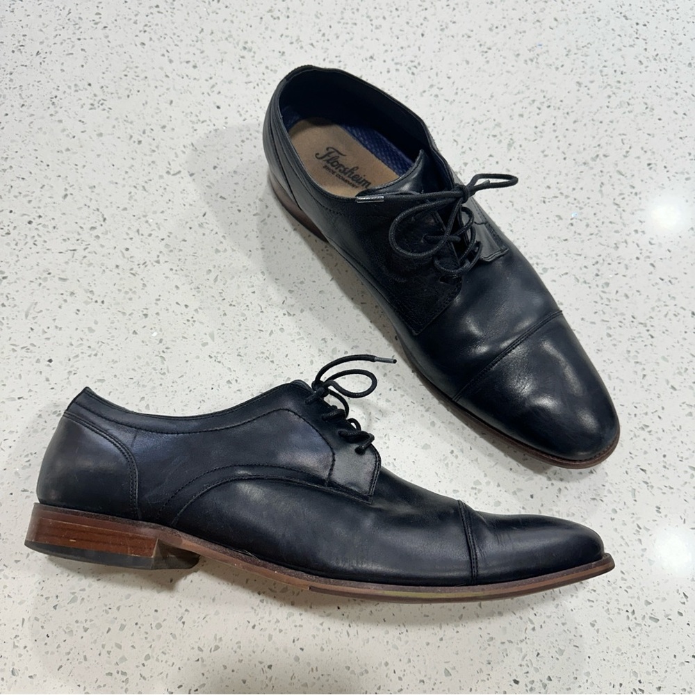Florsheim Men's Black Leather Dress Shoes sz 12M